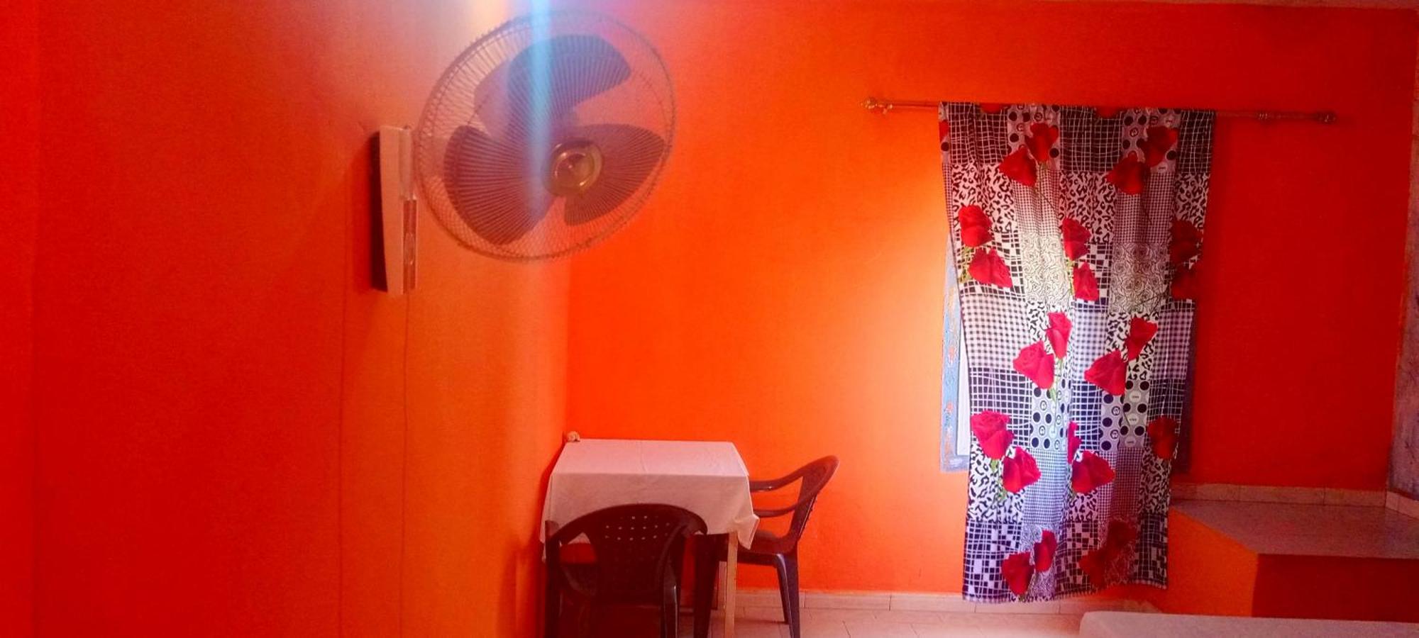 Chez Paolo Hotel Тубаб Диалау Екстериор снимка
